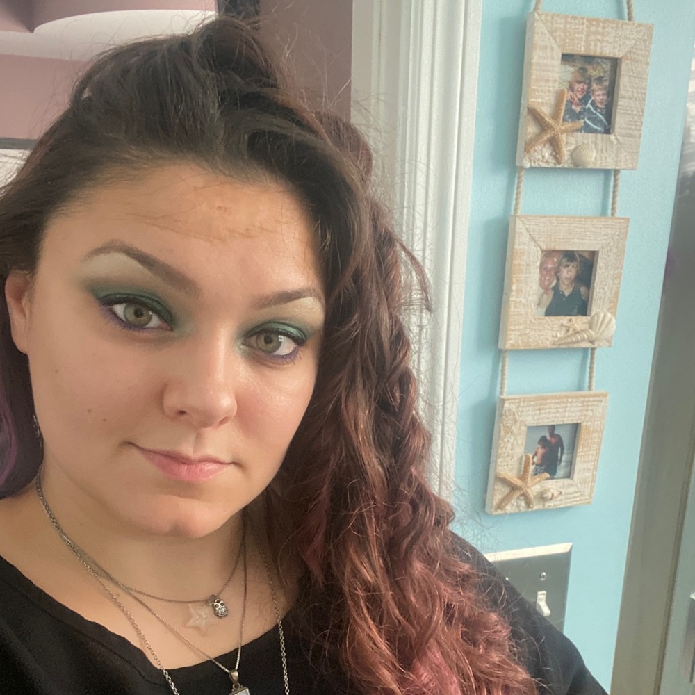 Meet your Posher, Amanda